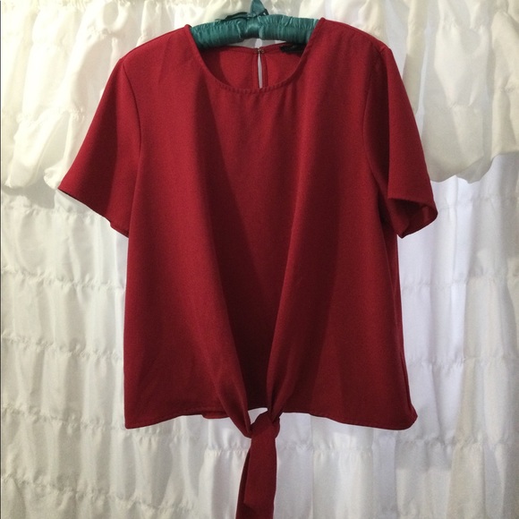 Ann Taylor Tops - Ann Taylor L top, tie front Red/Coral